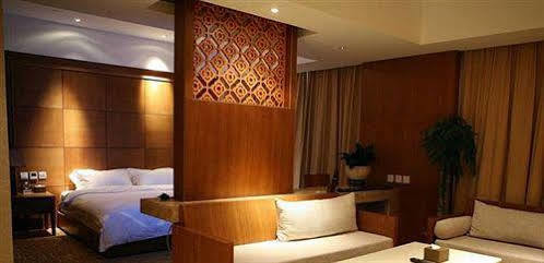 Zhengzhou Grenada Hotel Εξωτερικό φωτογραφία